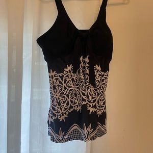 Brand new, never worn tankini. Black and white.